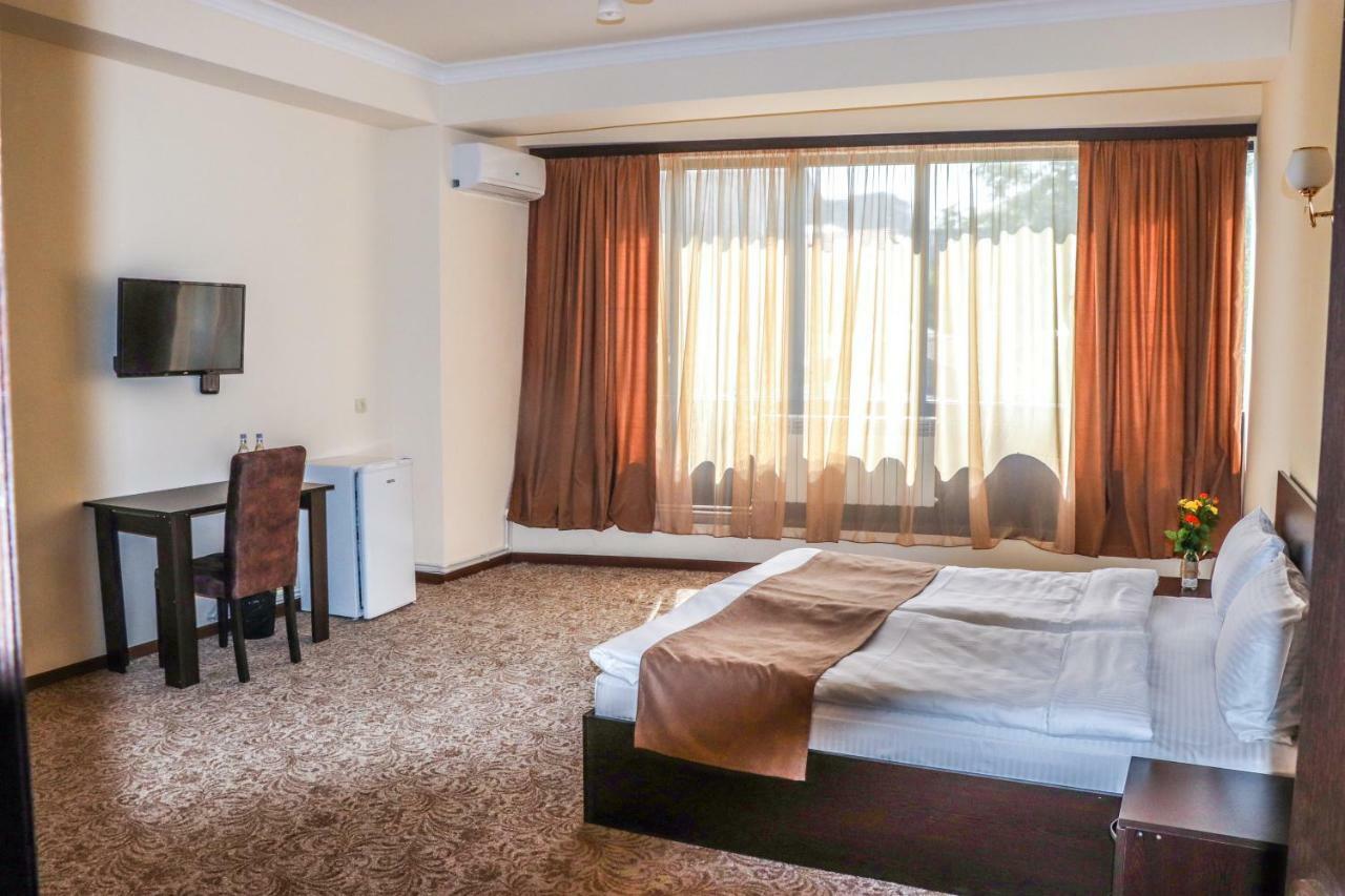 Yerevan Centre Hotel מראה חיצוני תמונה